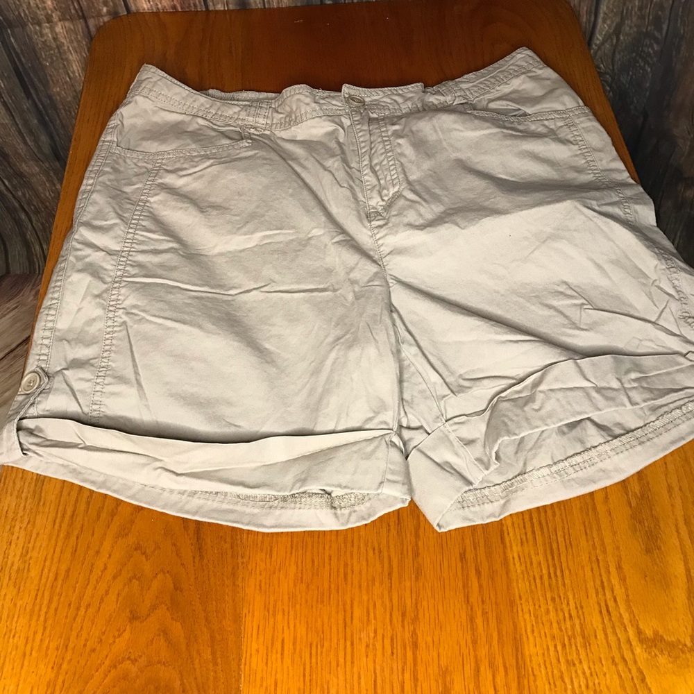Basic Edition Cargo Shorts